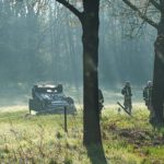 PKW liegt nach Unfall auf dem Dach